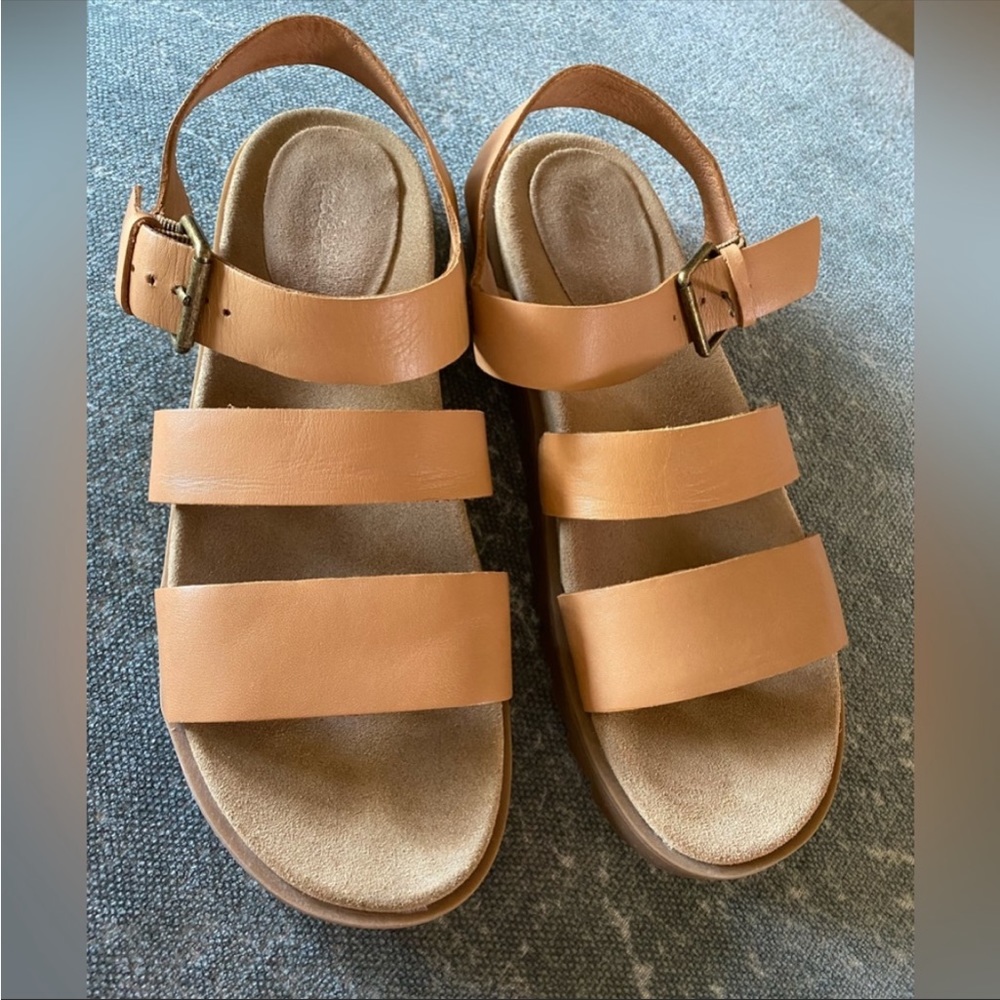Madewell- The Addie Sandal- Size 8 Tan Leather
